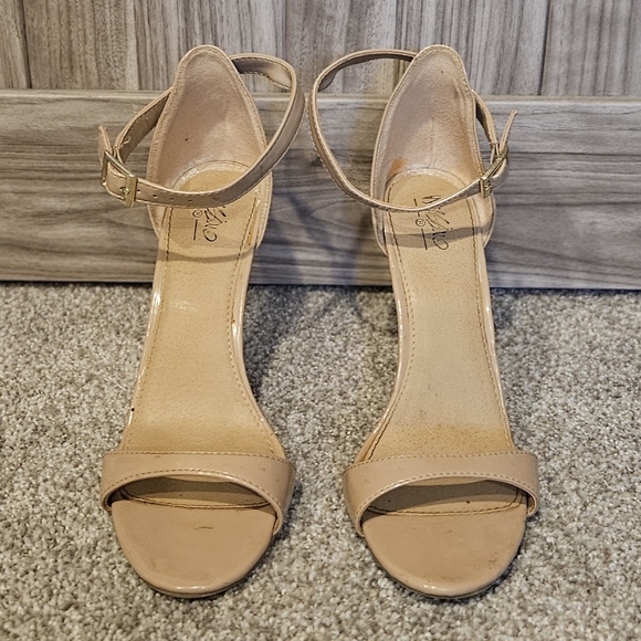 Open Toe Ankle Strap Steleto Heel - Picture 3 of 5